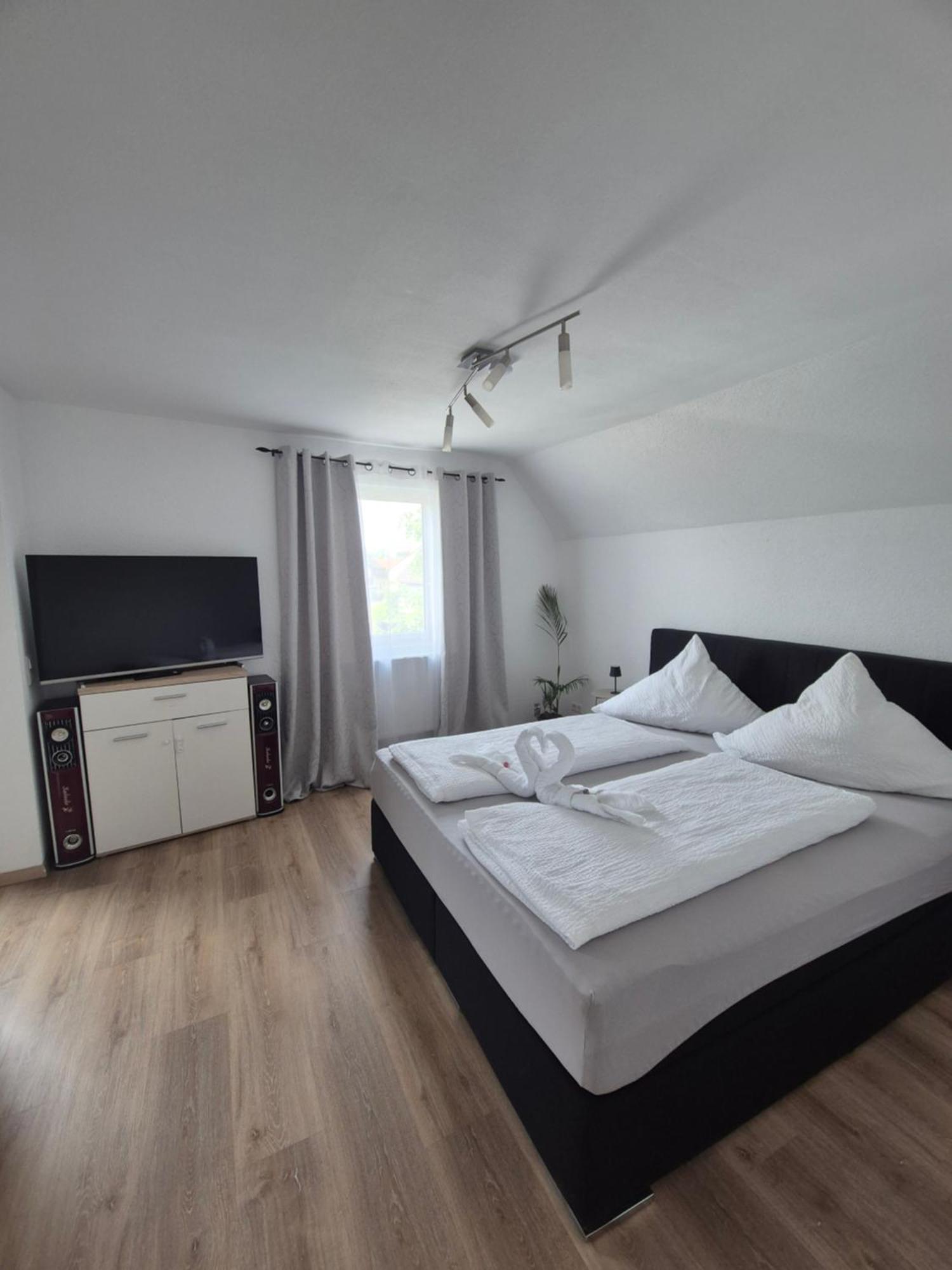Wohnung Mit Terrasse هيربلتسهايم المظهر الخارجي الصورة